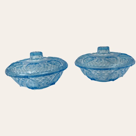 Vintage 1970s PAIR Light Blue Trinket Dish Powder Bowl Nut Candy Lidded Hearts - Picture 4 of 15